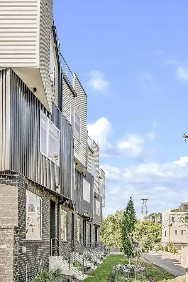 Two Large Nashville Homes Minutes To Downtown